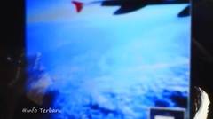 Pramugari Air Asia Pasang Foto AirAsia Terbang di Atas Laut Di BBM