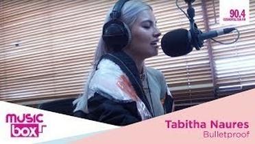 Penampilan Tabitha Nauser secara live di studio Cosmopolitan FM