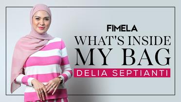 What Inside My Bag Delia Septianti