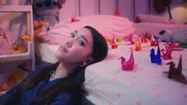 Jenaka Mahila - Teman Sejati? (Official Music Video)