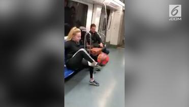 Aksi Wanita Juggling Bola di Kereta Pukau Para Pria