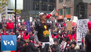 Striking Teachers March Fills Chicago Streets