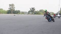 aksi sliding ala rossi latihan di Maguwoharjo menggunakan suzuki satria FU fi 150