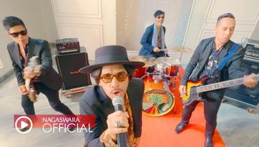 The Dance Company - Ayo Kawin! (Pop Music Video Official NAGASWARA)
