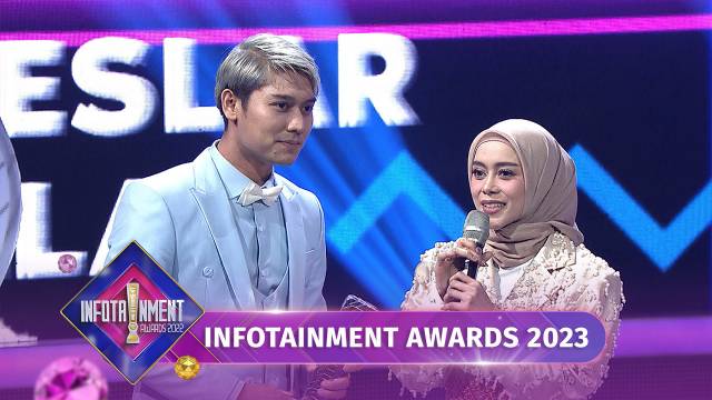 Abang L Bangga! Papa Billar & Bunda Lesti Raih Kategori Artis Paling Sosmed | Infotainment Awards 2023