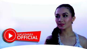 Ika Putri - Pelangi Yang Hilang (Official Music Video NAGASWARA) #musik