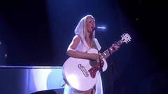 Ellie Goulding performs - I Need Your Love And Burn  BRIT Awards 2014