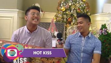 Seru, Inilah Perayaan Natal Ala Ricky Cuaca - Hot Kiss