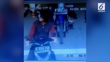 Pengendara Motor Kabur Saat ditegur CCTV Bersuara di Bogor 