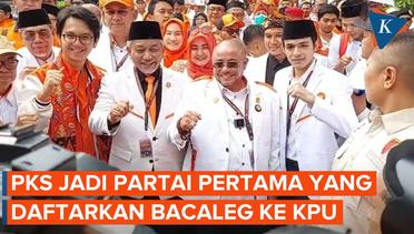PKS Tiba di KPU, Daftarkan Bacaleg untuk Pemilu 2024