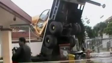 VIDEO: Jatuhnya Crane Timpa RS di Palembang Masih Diselidiki