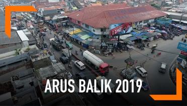 Pantauan Udara Jalan Arteri dan Tol Menuju Jakarta