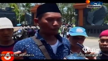 Ribuan Petani Tambak Unjukrasa Protes Alokasi Pupuk Subsidi. Lamongan, Jawa Timur