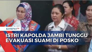 Tak Ikut Terbang, Istri Kapolda Jambi Menunggu Kedatangan Suami di Posko Merangin