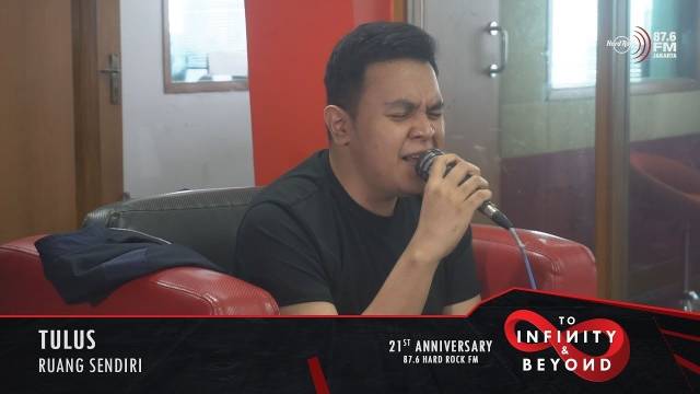 Tulus - Monokrom