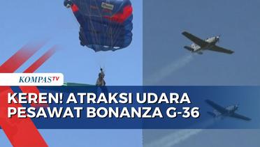 Inilah Aksi Manuver Pesawat Bonanza G-36 dan Terjun Payung Kopaska di Manado