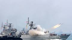 Pertempuran sengit kapal perang TNI AL dan Belanda di tengah laut