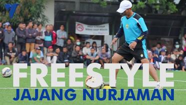 Freestyle Jajang Nurjaman Mengolah Si Kulit Bundar