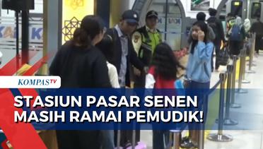 Sebelumnya Tak Dapat Tiket, Pemudik Susulan Masih Penuhi Stasiun Pasar Senen Jakarta!