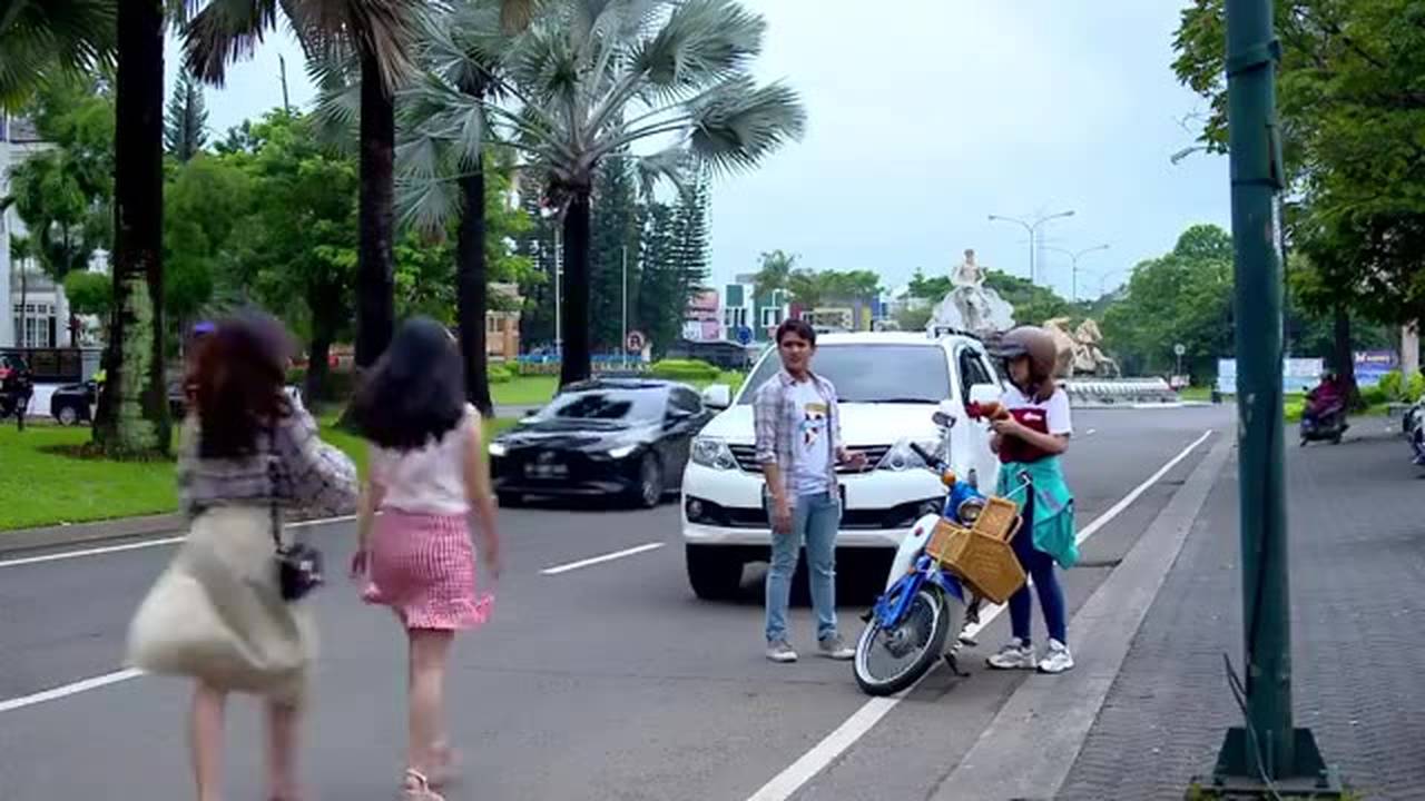 Sore Ini! FTV SCTV Rebecca Klopper dan Qausar Harta - Entah Ayam Apa