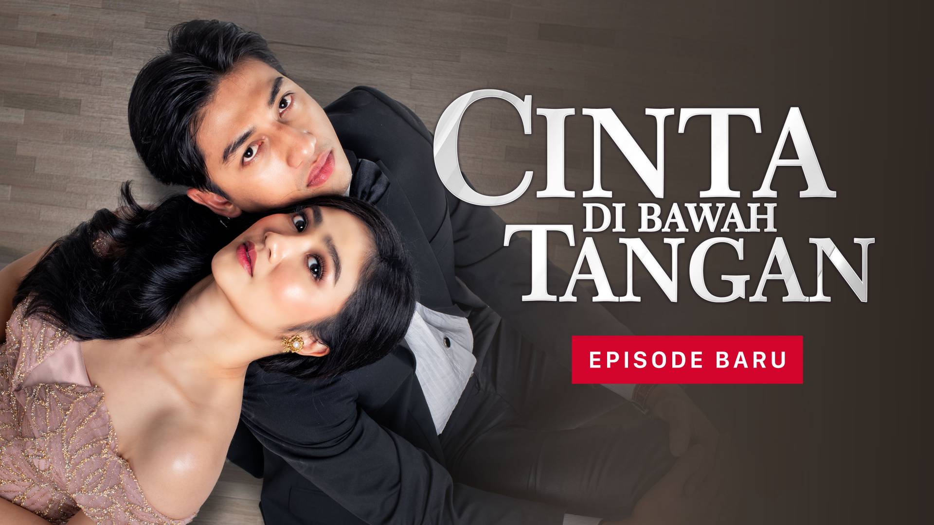 Cinta Di Bawah Tangan