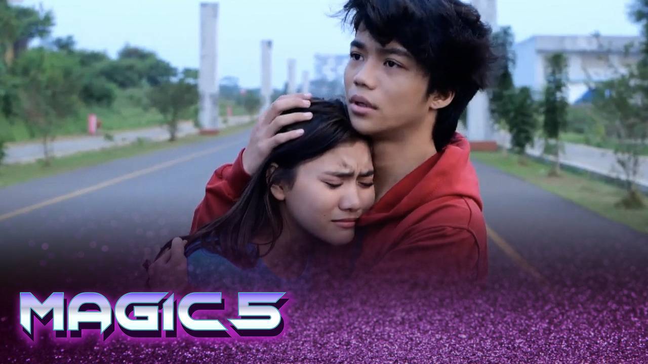 Bolani ayollar kiyimini kiyib, sikishgan