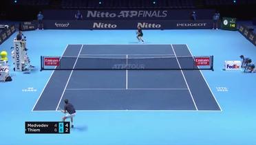 Match Highlight | Daniil Medvedev 2 vs 1 Dominic Thiem | Nitto ATP Finals 2020