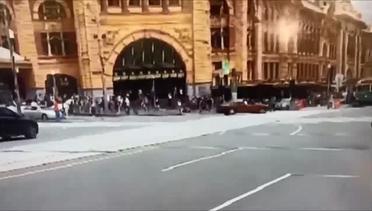 Detik-detik Pria Tabrakkan Mobil ke  Pejalan Kaki Melbourne