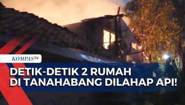 Detik-Detik Api Besar Ludeskan 2 Rumah di Kawasan Permukiman Padat Penduduk Tanahabang Jakarta!