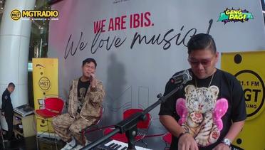 Cakra Khan - Kekasih Bayangan (LIVE Perform at Ibis Trans Studio Bandung)