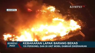 Kebakaran Lapak Barang Bekas di Cakung, 26 Unit Mobil Damkar Dikerahkan