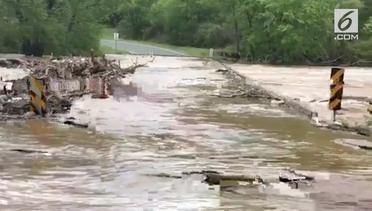 Sungai Rocky Meluap, North Carolina Terendam Banjir