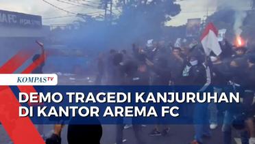 Massa Ricuh saat Demo Tuntut Tuntaskan Tragedi Kanjuruhan  di Kantor Arema FC