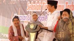 Begini Jokowi & Nenek-nenek Kompak Bercanda. Bikin ketawa semua,,