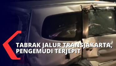 Mendadak Hilang Kendali, Sebuah Mobil Tabrak Beton Pembatas Bus Transjakarta!