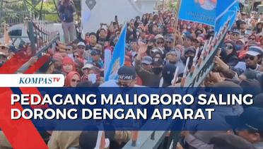 Demo Pedagang Kaki Lima Malioboro Ricuh! Massa Terinjak-Injak