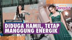 Diduga Sedang Hamil, Happy Asmara yang Tetap Manggung dengan Energik - Perutnya Disebut Makin Berisi