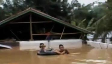 VIDEO: Banjir di Jambi Kian Parah hingga ke Atap Rumah