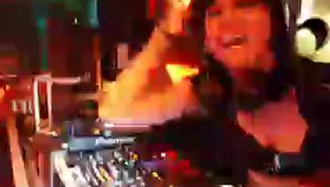 DJ Una live on realUNA from Sahara Club Lombok ( 1 )