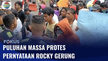 Puluhan Massa di Tangerang Selatan Demo Protes Pernyataan Rocky Gerung | Fokus