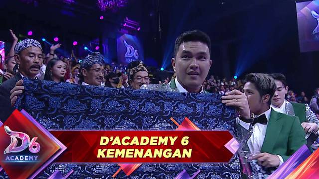 Oleh-Oleh Time!! Pendukung (Serang) Berikan Kain Batik Untuk Semuanya | DA 6 Kemenangan