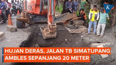 Jalan TB Simatupang Ambles Sepanjang 20 meter, Diduga karena Pipa Gorong-gorong Pecah