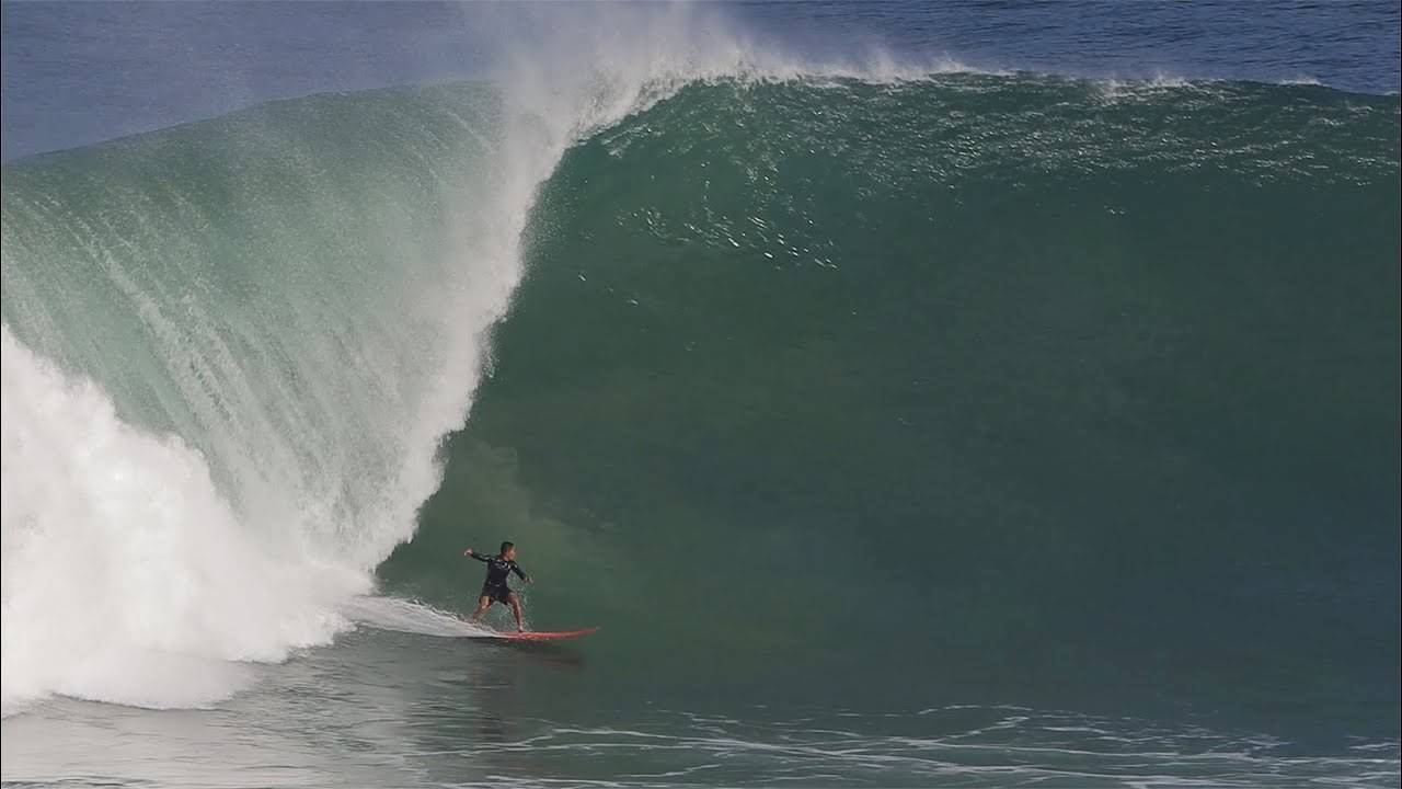 Biggest Swell Of The Year Uluwatu Vidio