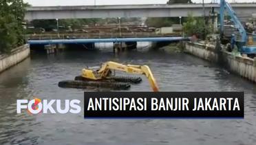 Antisipasi Banjir, Pemprov DKI Jakarta Lakukan Pengerukan Kali | Fokus