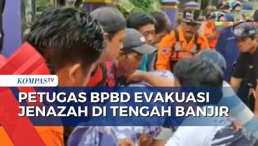 Banjir Subang: Petugas BPBD Evakuasi Warga yang Meninggal Gunakan Perahu Karet