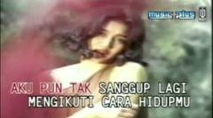 Nike Ardilla - Biarkan Cintamu Berlalu (Karaoke Video)