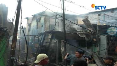 15 Rumah Padat Penduduk di Tambora Ludes Terbakar - Liputan6 Siang