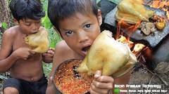 Bocah Primitive Technology KH Pura-pura baik berbagi makanan kepada teman_''Masak Paha Ayam di Atas Batu''