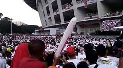 Tak Bisa Masuk, Pendukung Jokowi - Maruf Nobar di Luar Stadion GBK