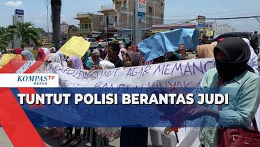 Emak-Emak di Medan Gelar Unjuk Rasa Tuntut Polisi Berantas Judi